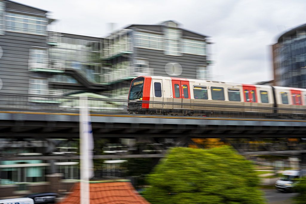 train-5682796_1920(1)